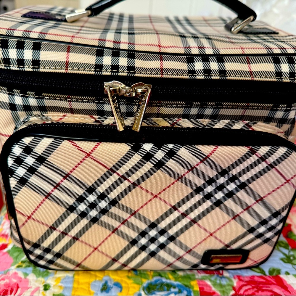 Authentic Burberry Vanity Make Up Bag